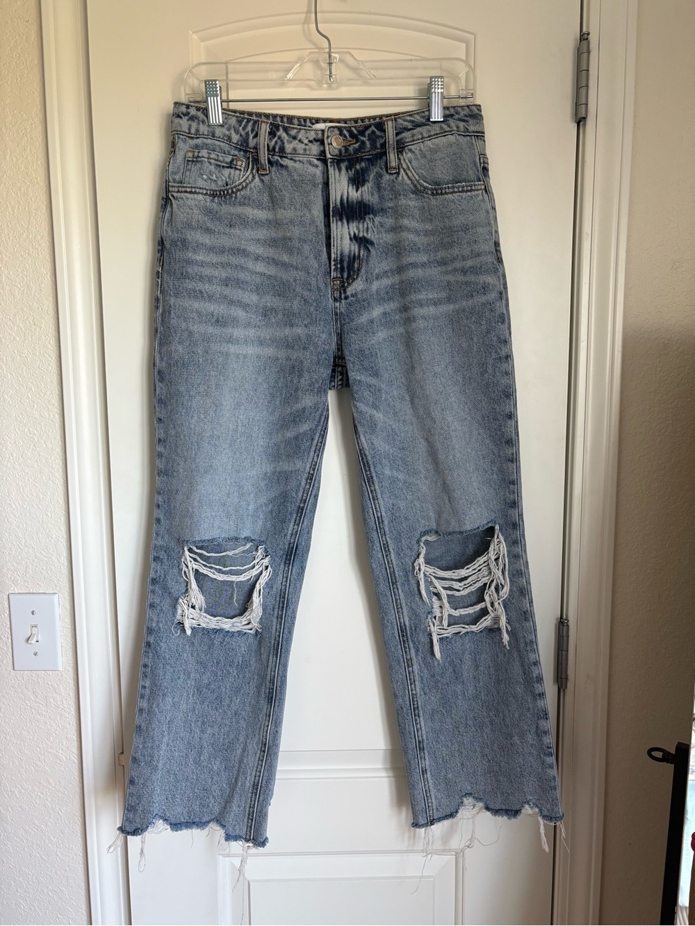 Vervet by Flying Monkey 90's Vintage Crop Straight Distressed Jeans - Size 28